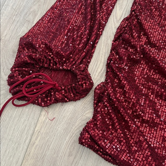 Lucy in the Sky Dark Red Elegant One-Shoulder Sequin Mini Dress Size Small - Picture 3 of 10